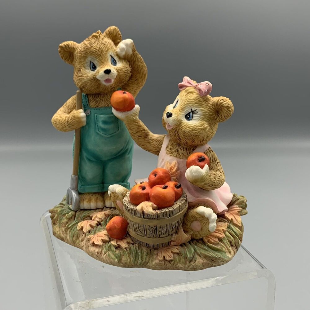 Vintage Second Nature Design Bear Seasons Bountiful Bears Figurine Apple Harvest